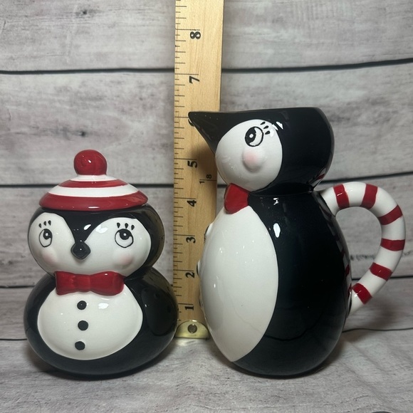 NIB Johanna Parker Holiday Penguin‎ Creamer and Sugar - Picture 5 of 5